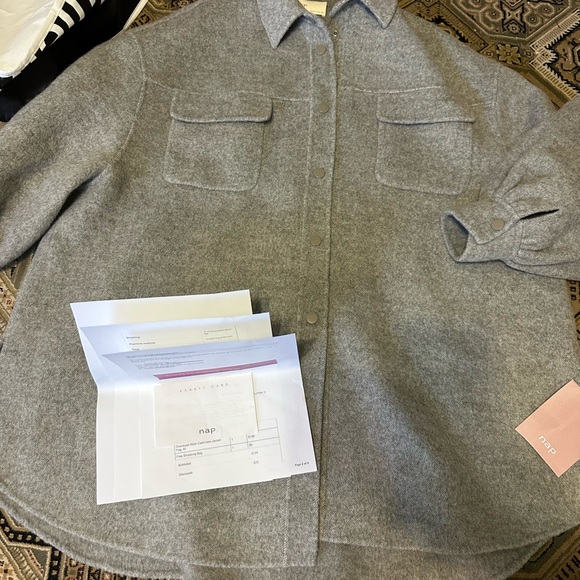 New with tag Oversized Wool-Cashmere Jacket size Medium - Picture 8 of 14